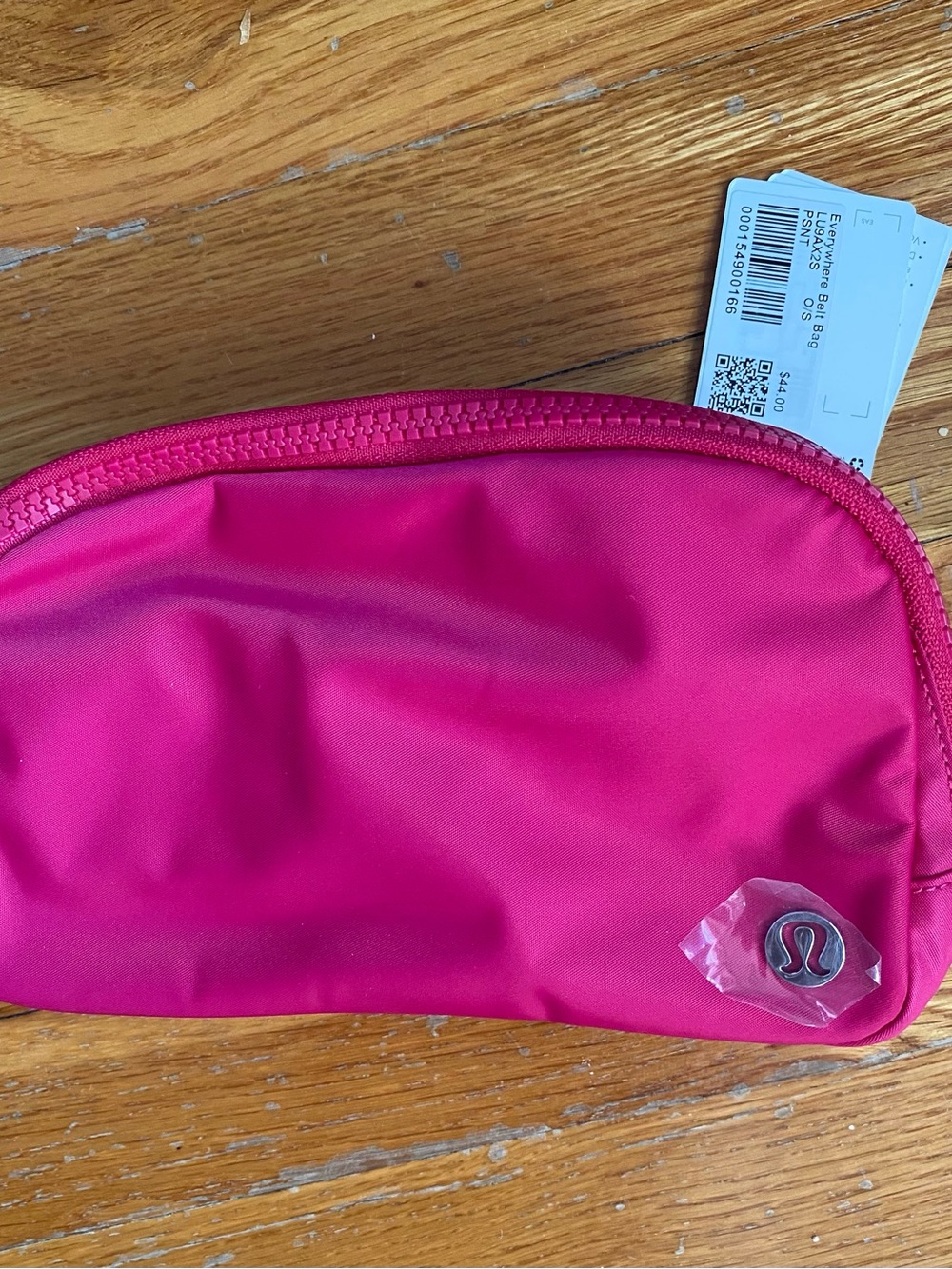 NWT lululemon athletica Hot Pink Zip Pouch/Belt Bag